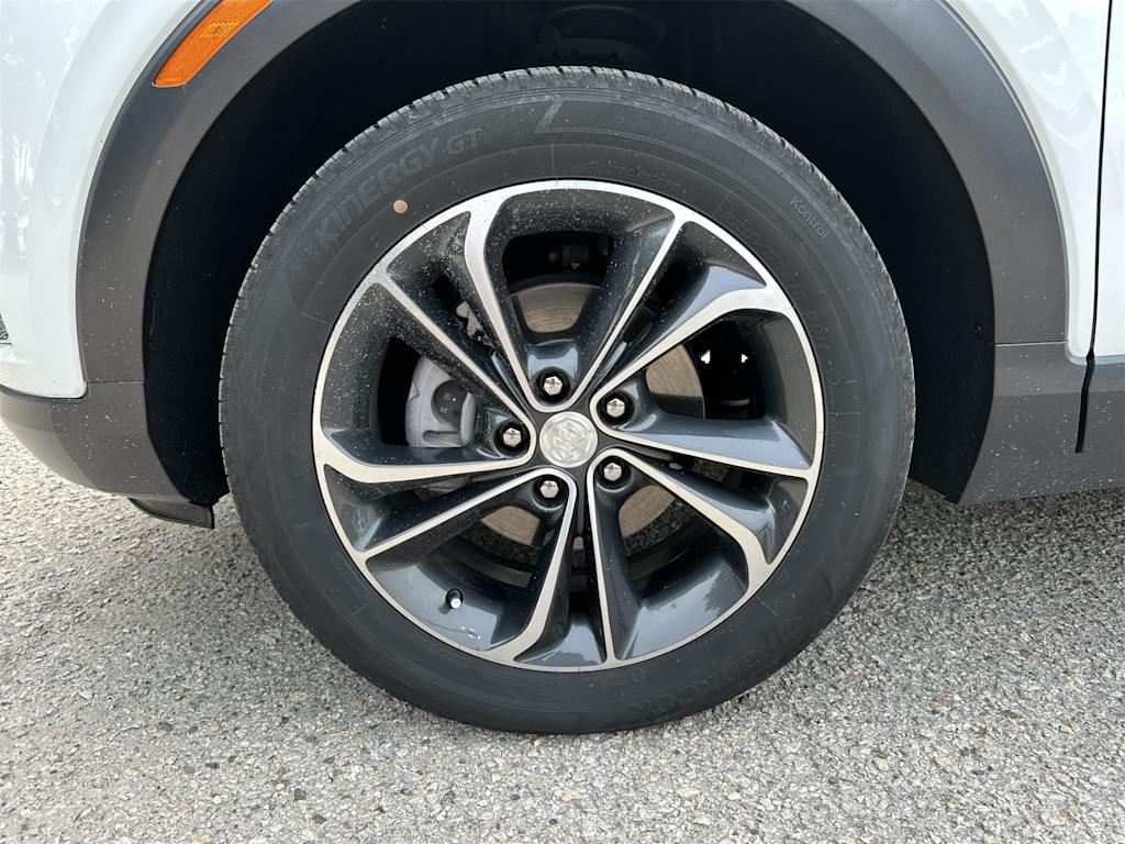 Thumbnail: 2022 Buick Encore GX - 6