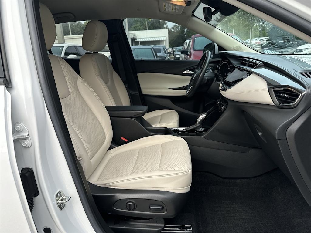Thumbnail: 2022 Buick Encore GX - 9