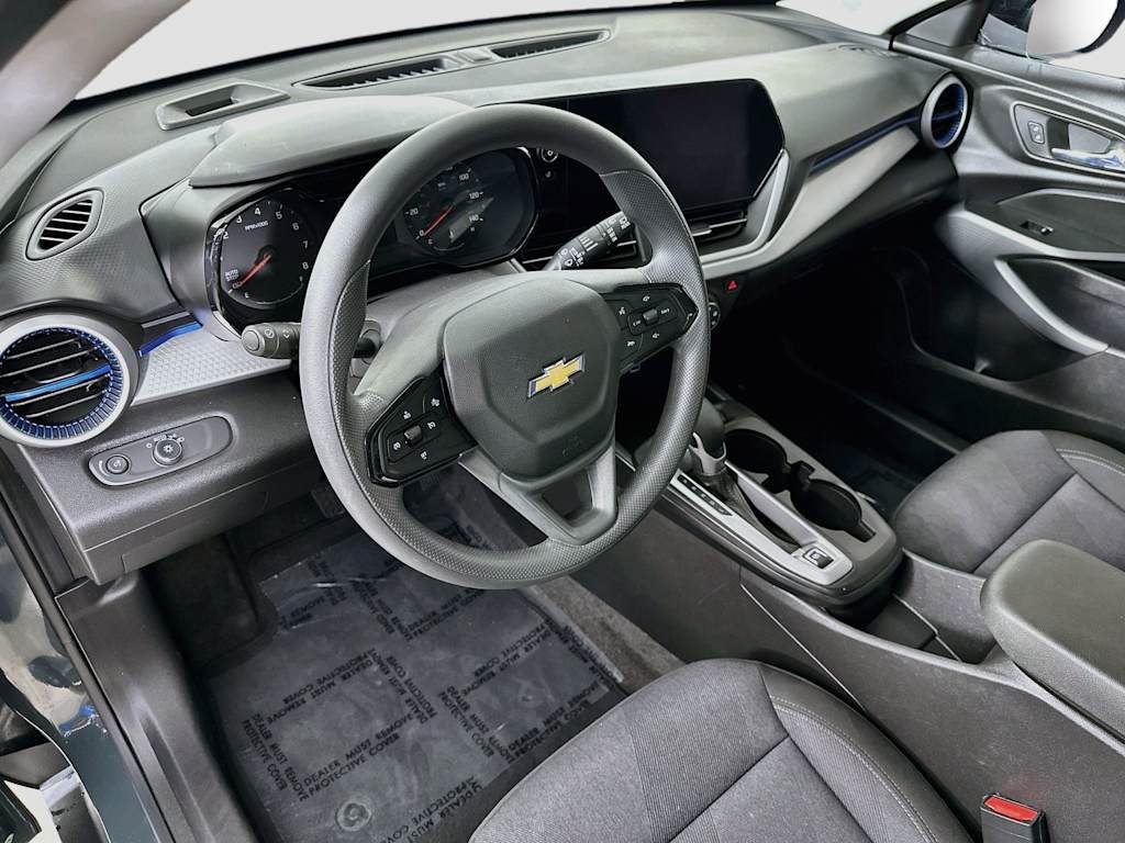 Thumbnail: 2025 Chevrolet Trax - 2