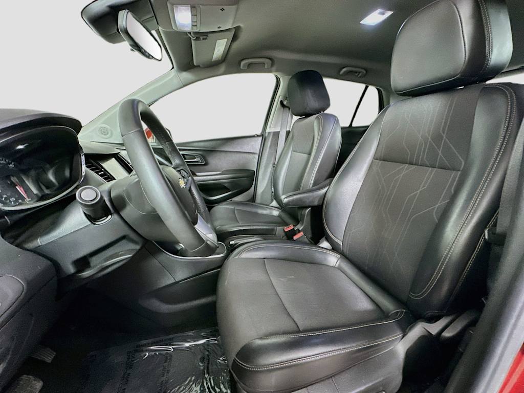 Thumbnail: 2021 Chevrolet Trax - 10