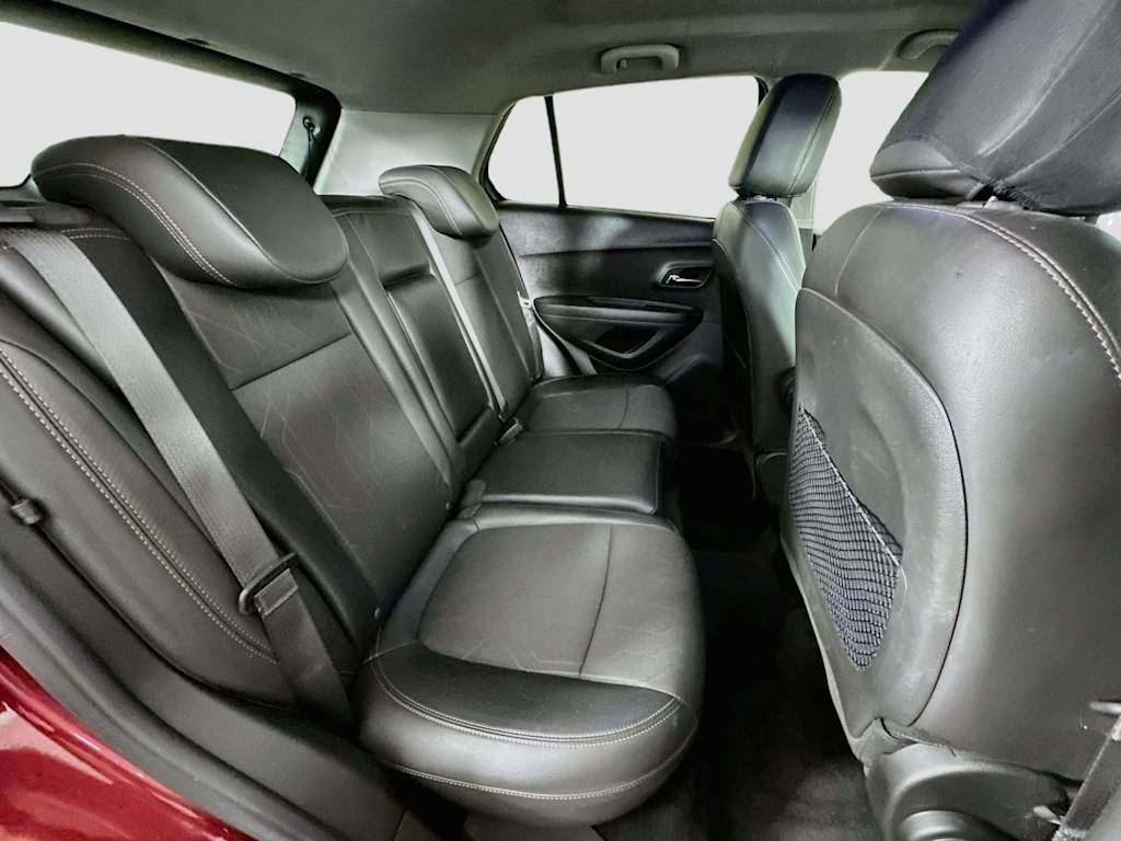 Thumbnail: 2021 Chevrolet Trax - 30