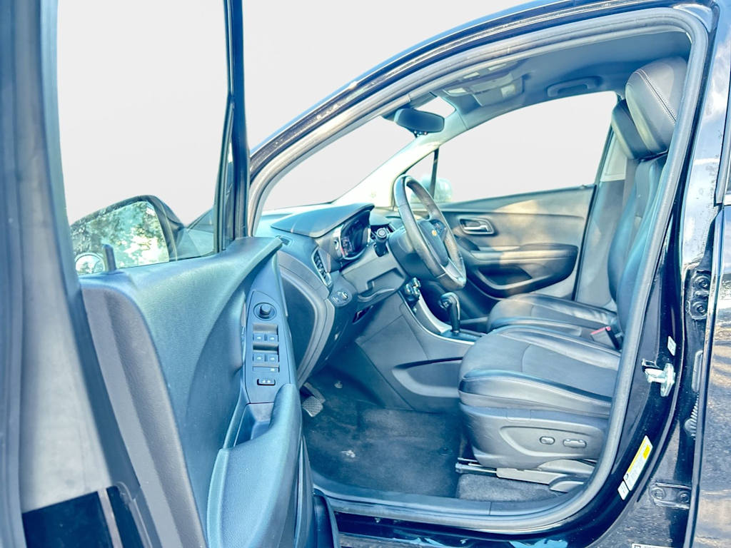 Thumbnail: 2020 Chevrolet Trax - 9
