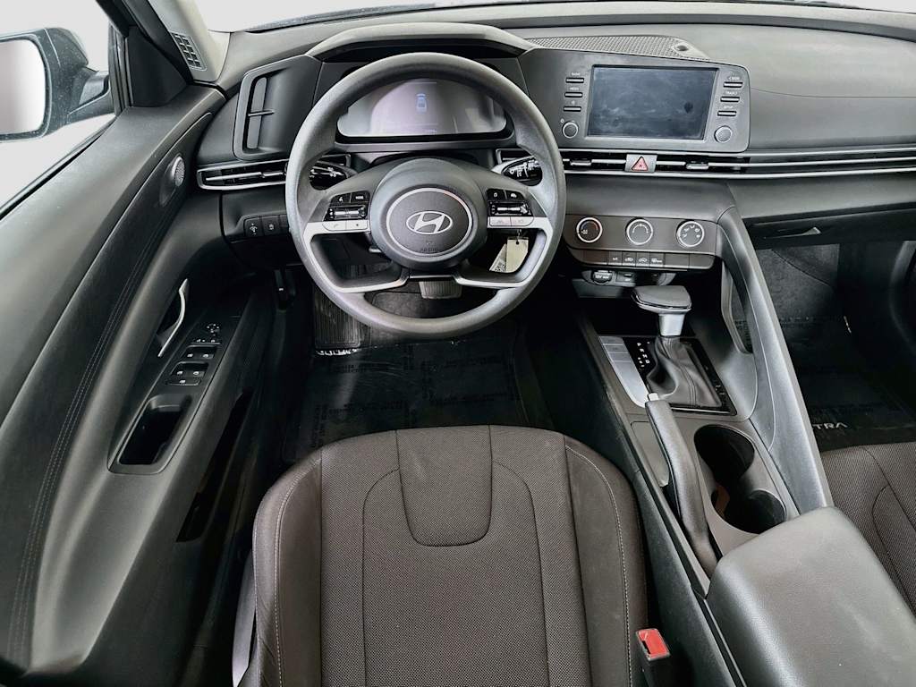 Thumbnail: 2025 Hyundai Elantra - 8
