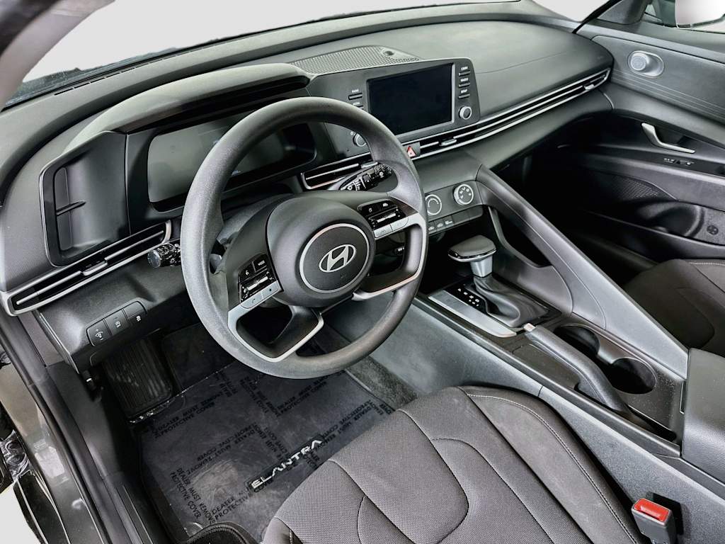 Thumbnail: 2025 Hyundai Elantra - 2
