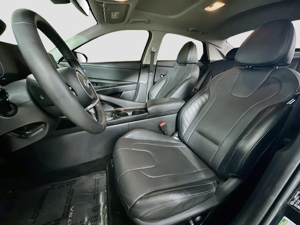 Thumbnail: 2023 Hyundai Elantra - 11