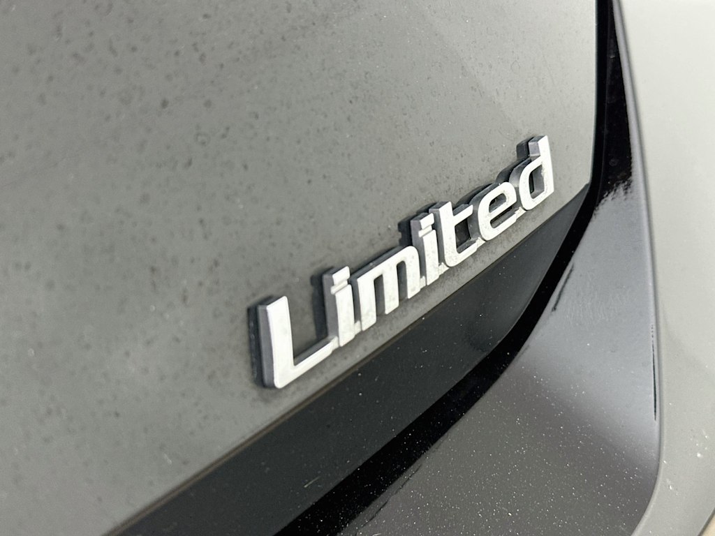 Thumbnail: 2023 Hyundai Elantra - 6