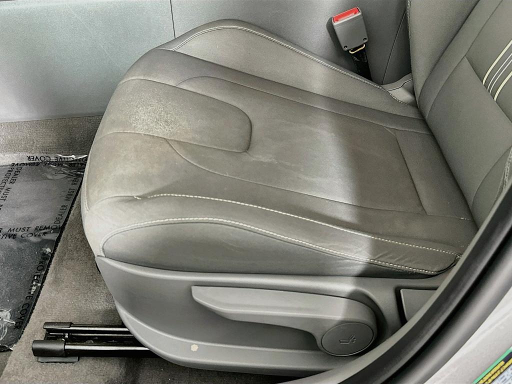 Thumbnail: 2023 Hyundai Elantra - 30
