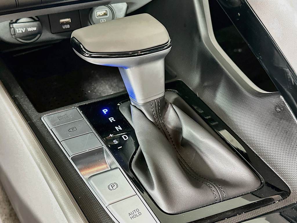 Thumbnail: 2023 Hyundai Elantra - 16