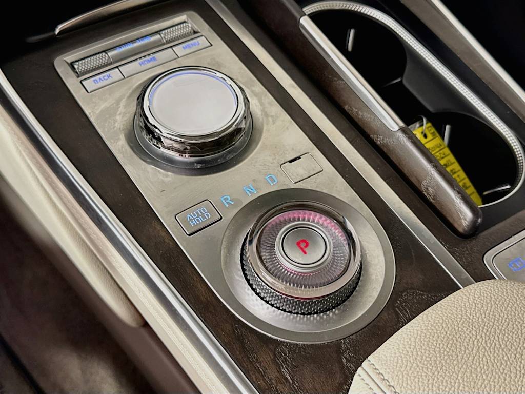 Thumbnail: 2024 Genesis GV80 - 23