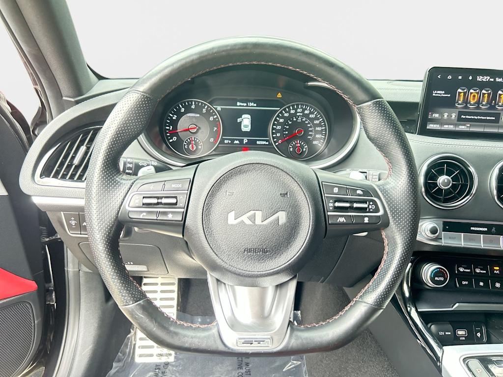Thumbnail: 2023 Kia Stinger - 6
