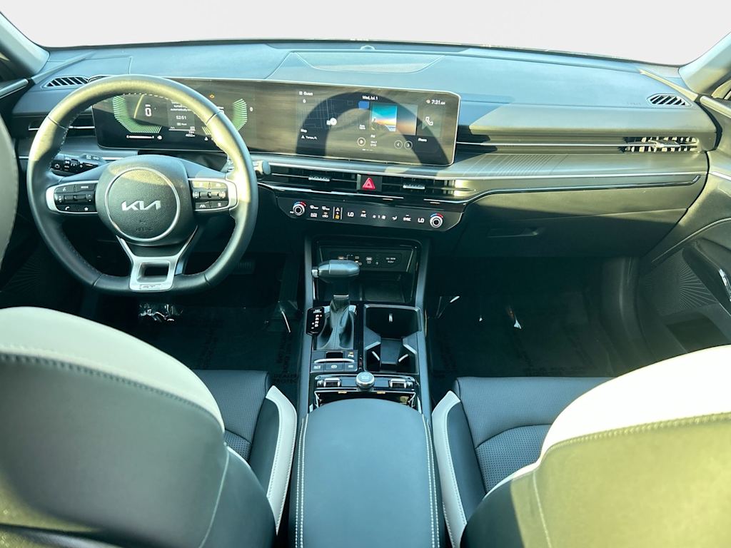 Thumbnail: 2025 Kia K5 - 2