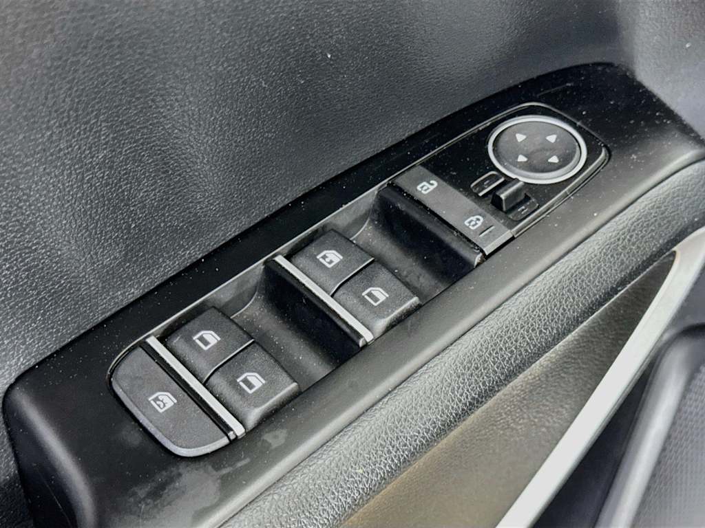 Thumbnail: 2023 Kia Soul - 29