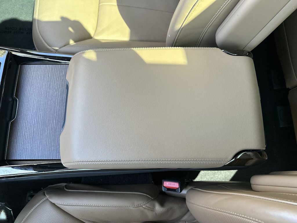 Thumbnail: 2023 Land Rover Range Rover Sport - 13