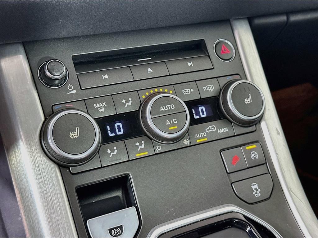 Thumbnail: 2015 Land Rover Range Rover Evoque - 23