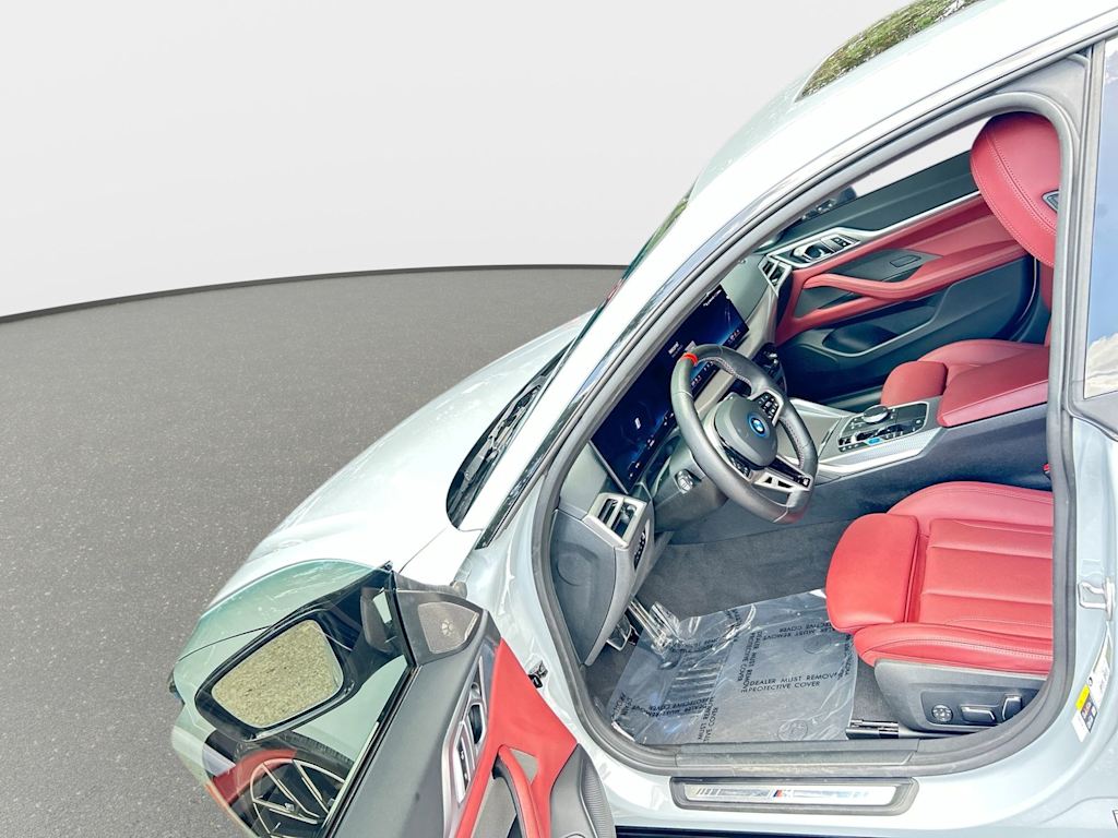 Thumbnail: 2025 BMW i4 - 18