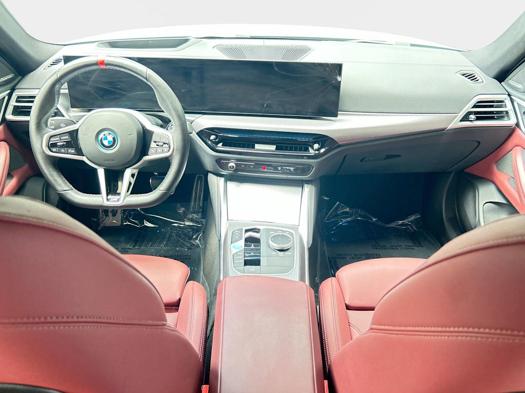 Thumbnail: 2025 BMW i4 - 2