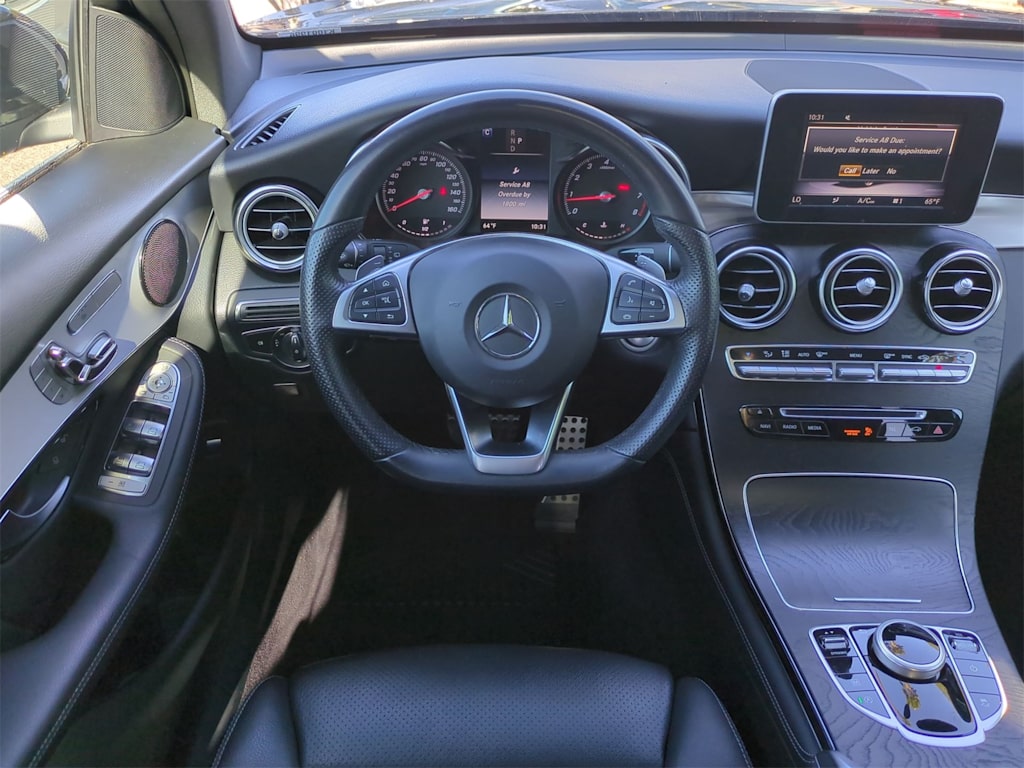 2019 Mercedes-Benz GLC 300 9