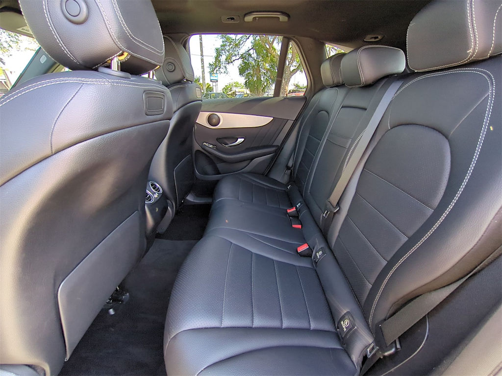 2019 Mercedes-Benz GLC 300 12