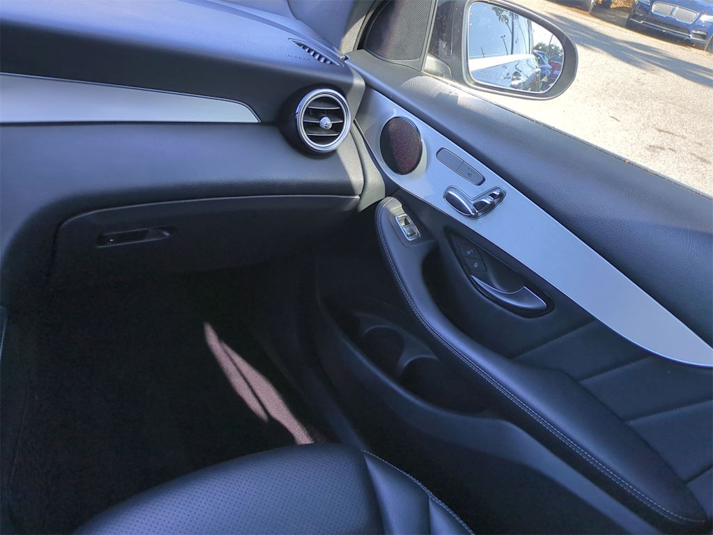2019 Mercedes-Benz GLC 300 20