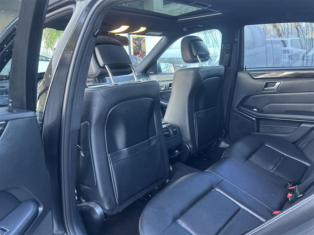 Thumbnail: 2016 Mercedes-Benz E-Class - 13