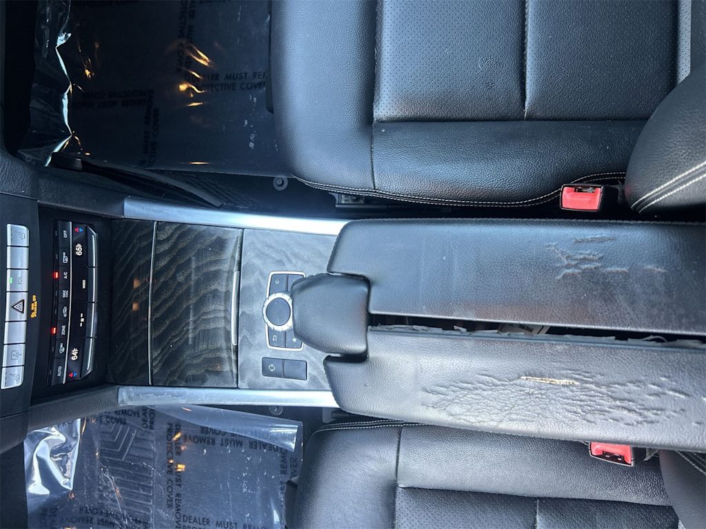 Thumbnail: 2016 Mercedes-Benz E-Class - 21