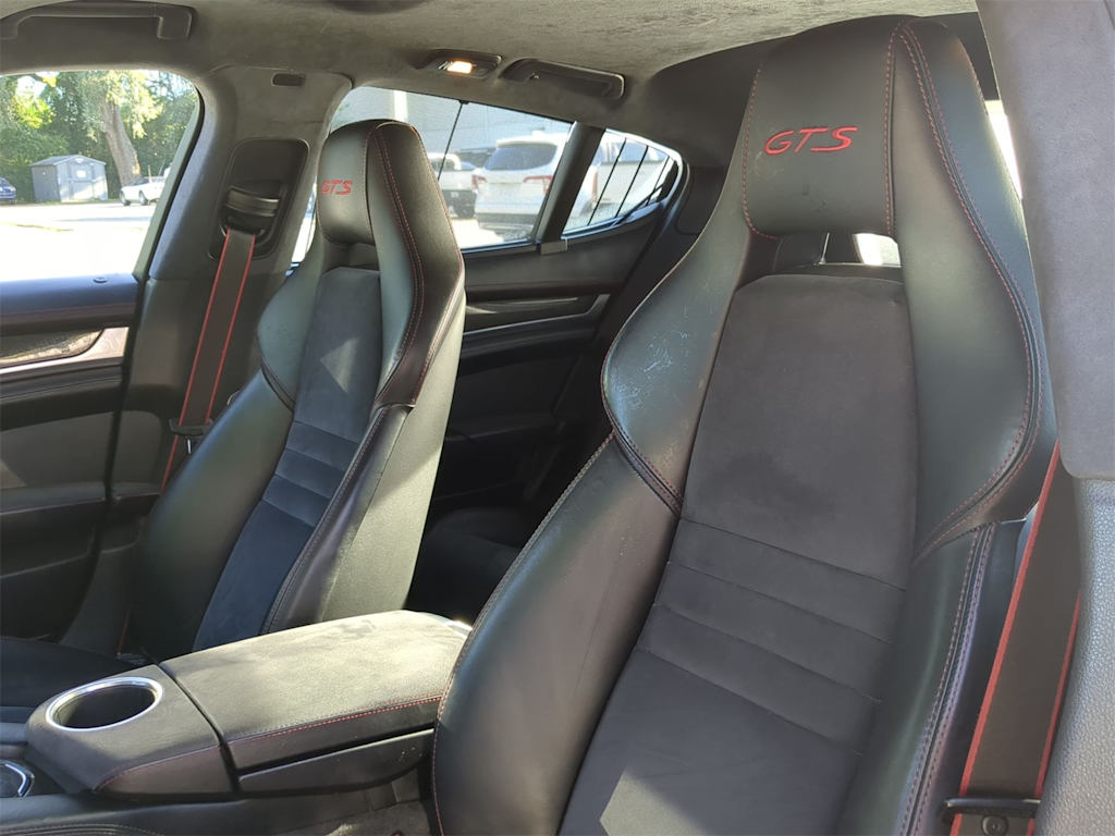 Thumbnail: 2016 Porsche Panamera - 10