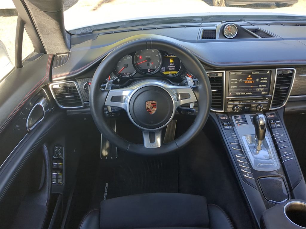 Thumbnail: 2016 Porsche Panamera - 8