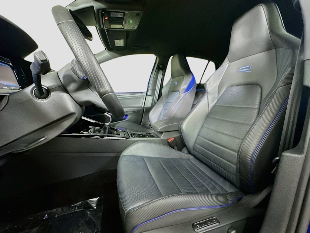 Thumbnail: 2023 Volkswagen Golf - 11
