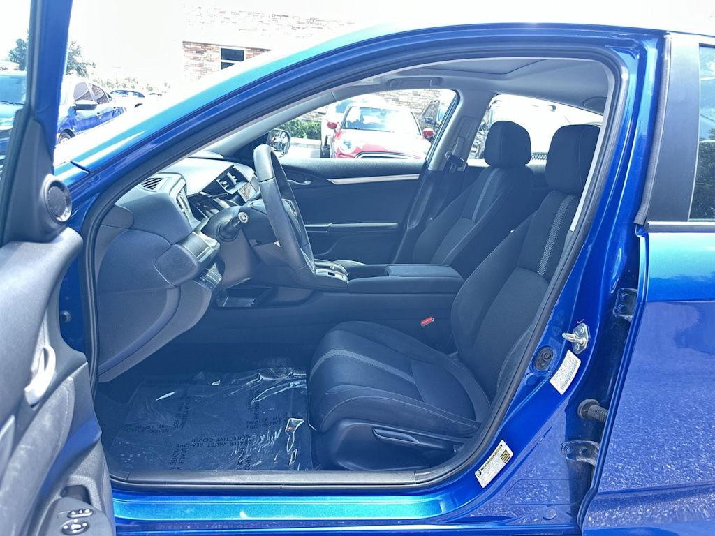 Thumbnail: 2016 Honda Civic - 11
