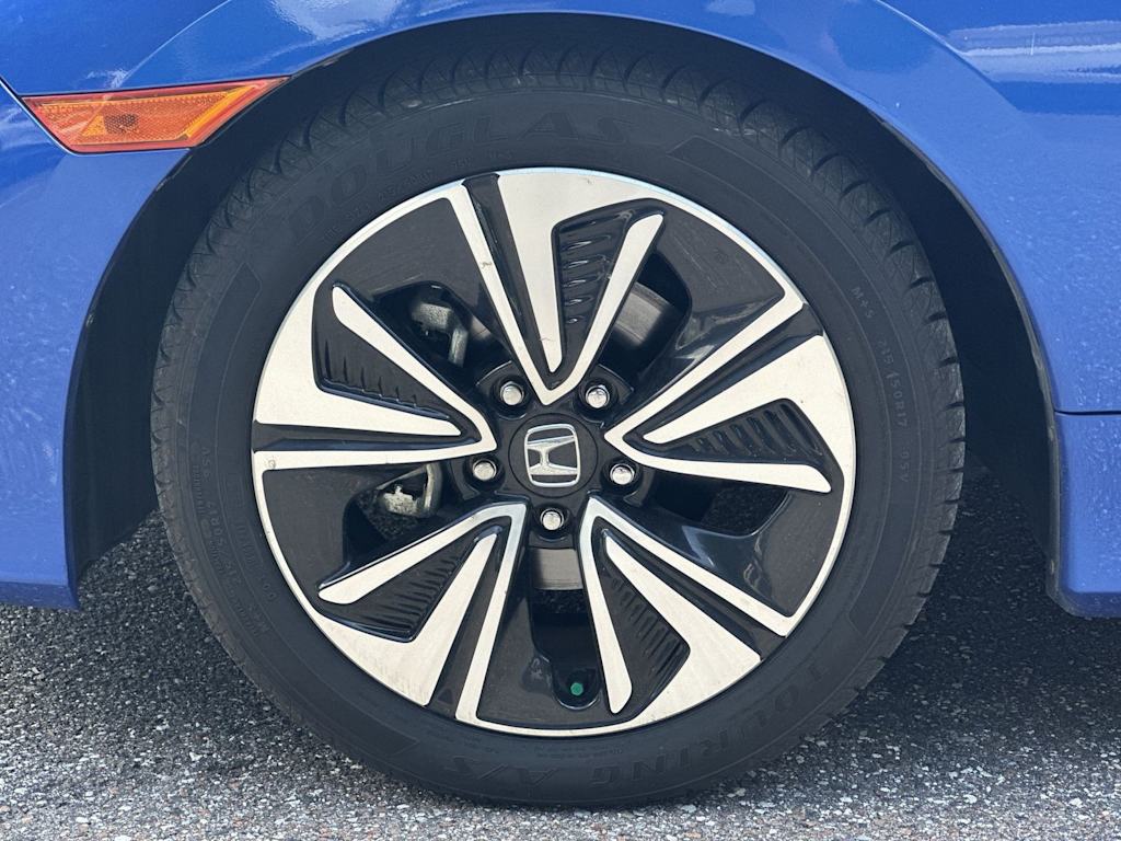 Thumbnail: 2016 Honda Civic - 8
