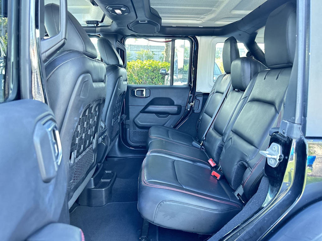 Thumbnail: 2018 Jeep Wrangler - 18