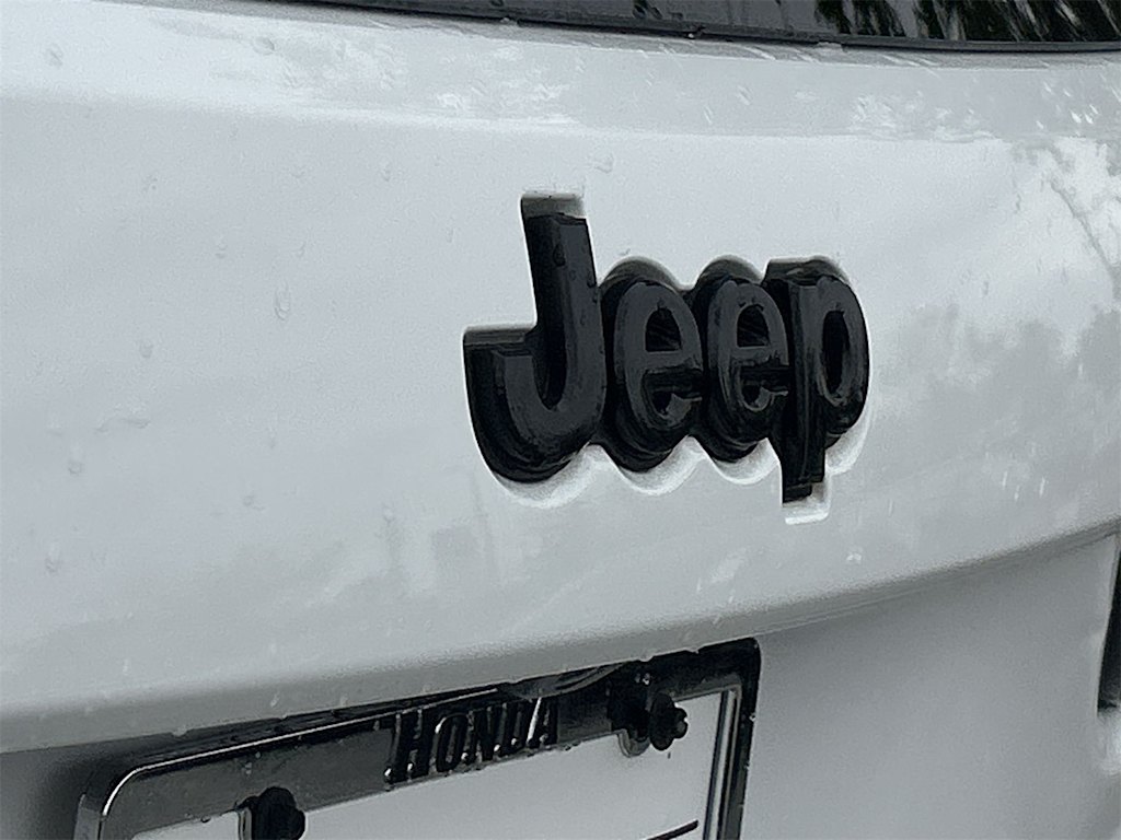 2019 Jeep Grand Cherokee Laredo 7