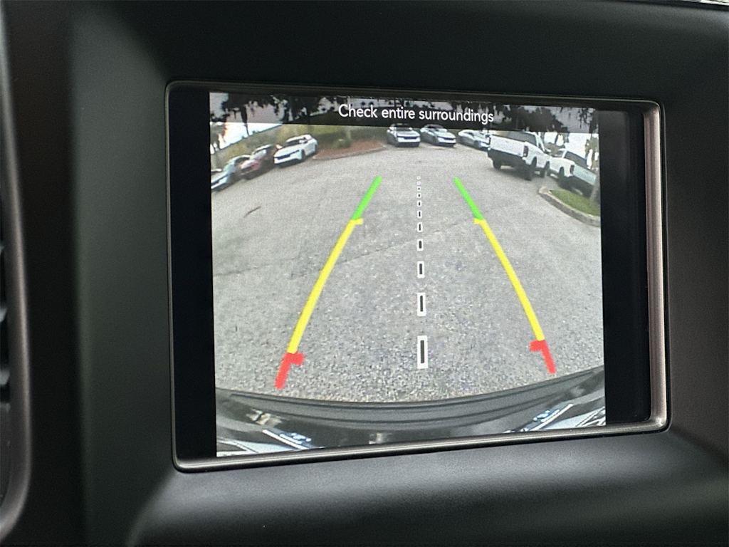 Thumbnail: 2021 Jeep Grand Cherokee - 12