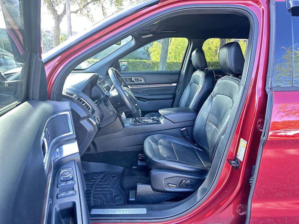 Thumbnail: 2018 Ford Explorer - 10