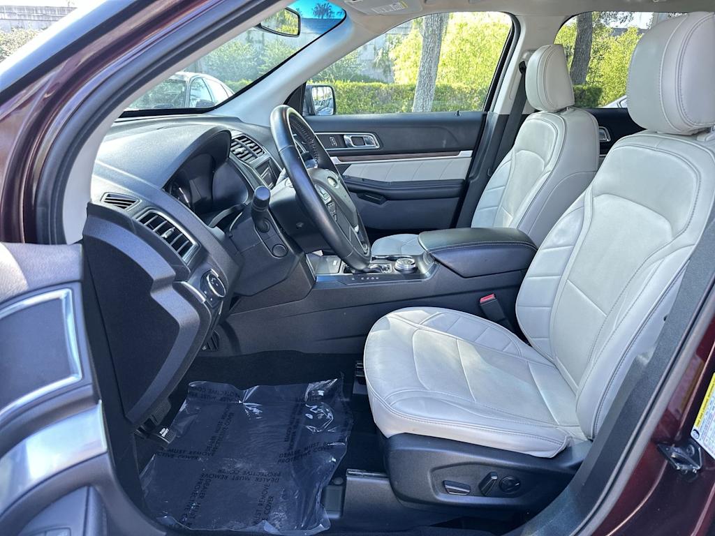 Thumbnail: 2019 Ford Explorer - 10