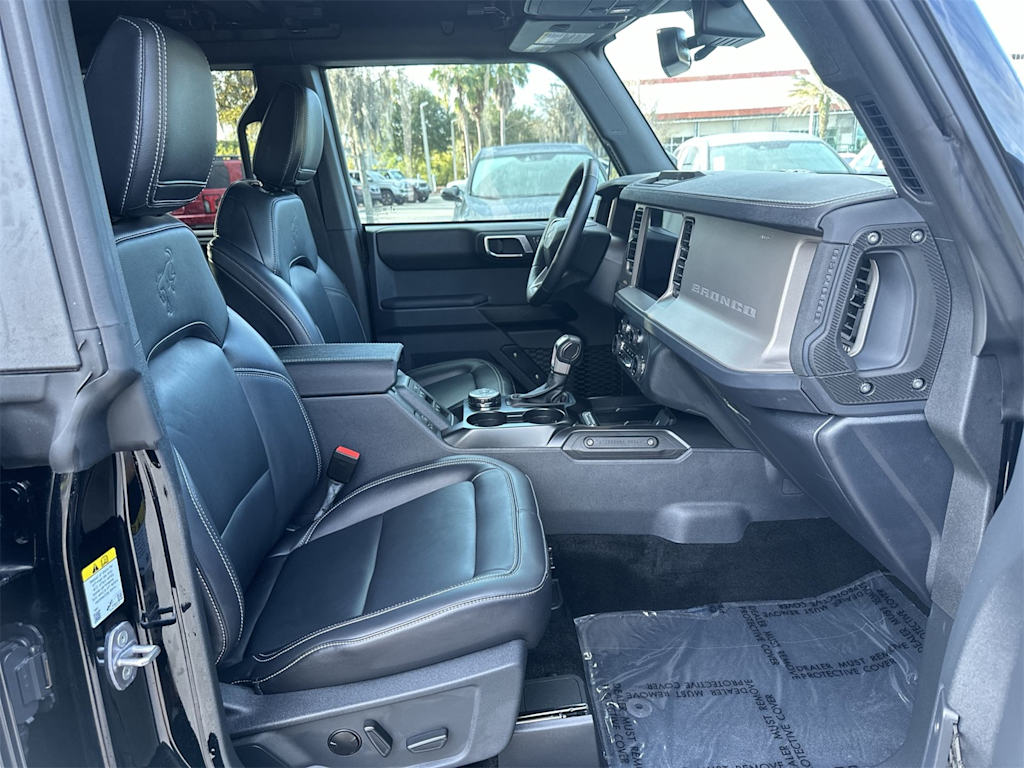 Thumbnail: 2025 Ford Bronco - 21