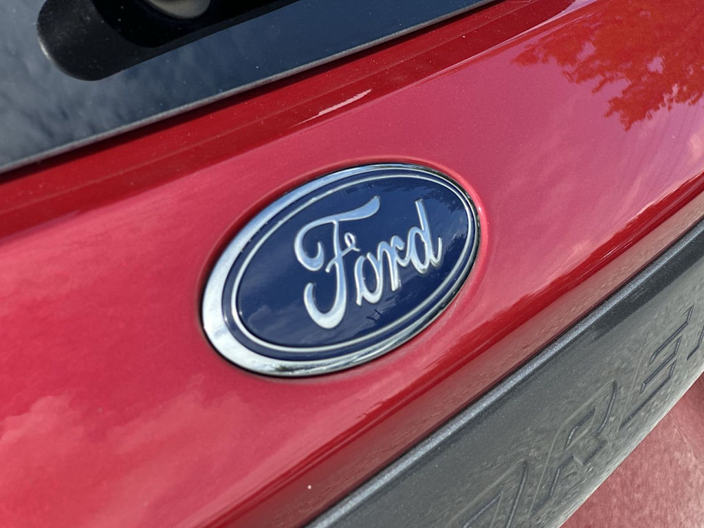 Thumbnail: 2021 Ford Explorer - 6