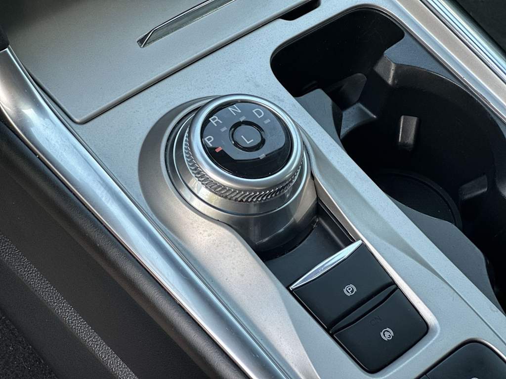 Thumbnail: 2021 Ford Explorer - 22