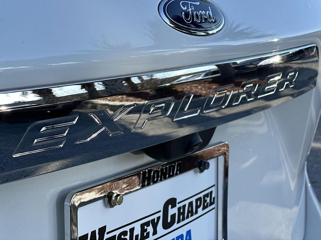 Thumbnail: 2023 Ford Explorer - 19