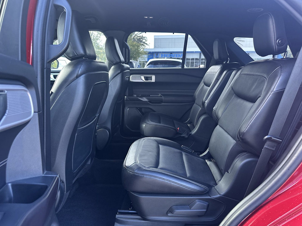 Thumbnail: 2020 Ford Explorer - 21