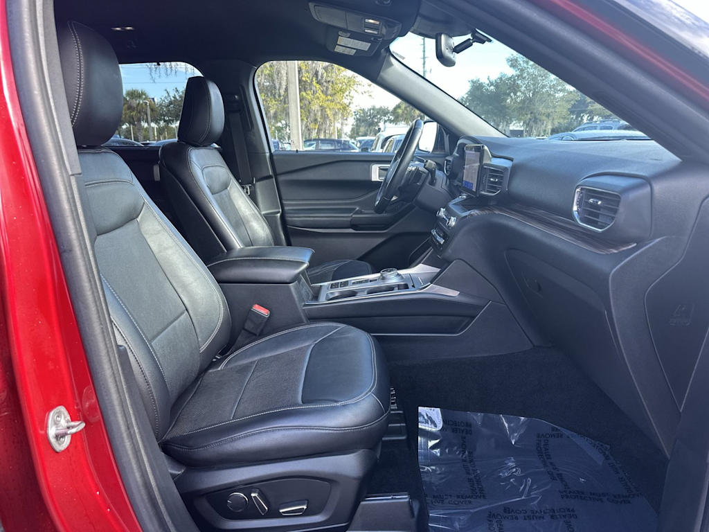 Thumbnail: 2020 Ford Explorer - 9