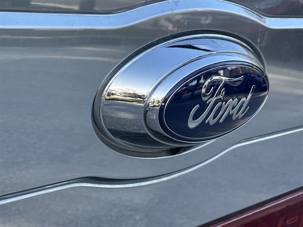 Thumbnail: 2015 Ford F-350 - 7