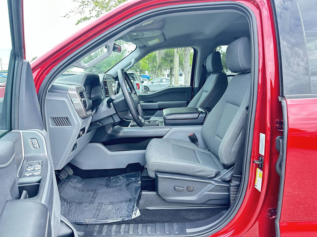 Thumbnail: 2025 Ford F-150 - 9