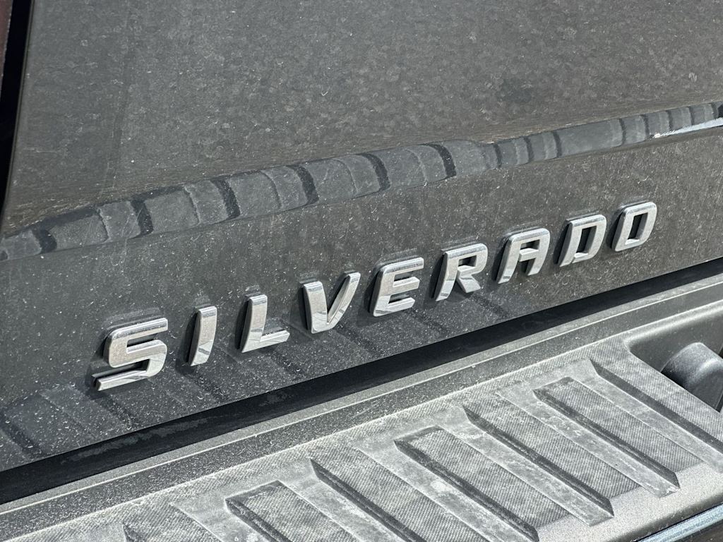 Thumbnail: 2017 Chevrolet Silverado 1500 - 18