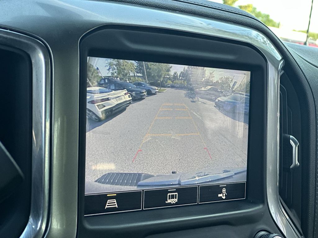 Thumbnail: 2022 Chevrolet Silverado 1500 - 12