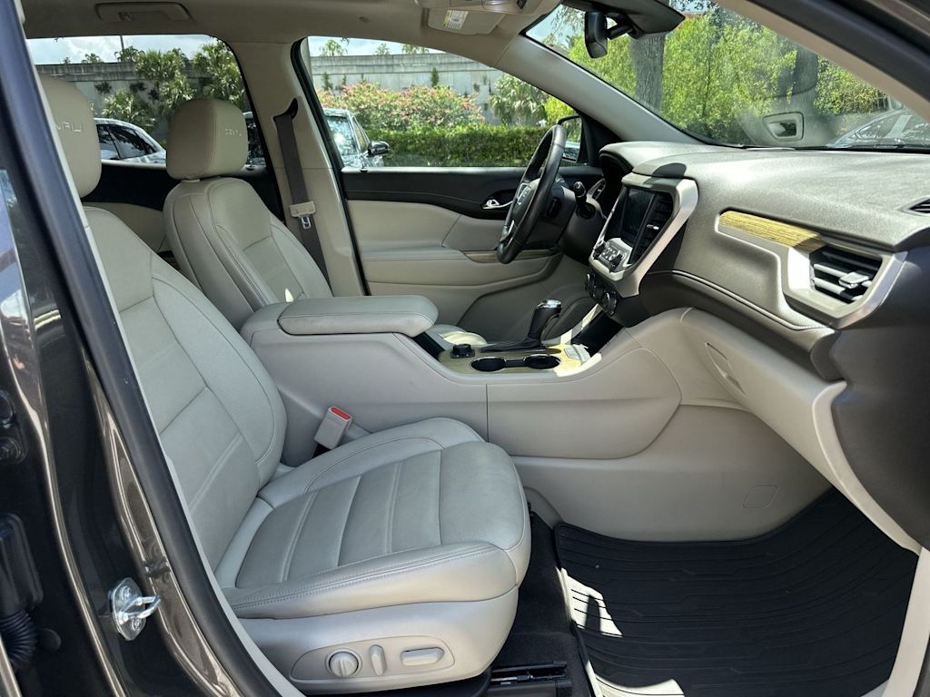 Thumbnail: 2019 GMC Acadia - 9