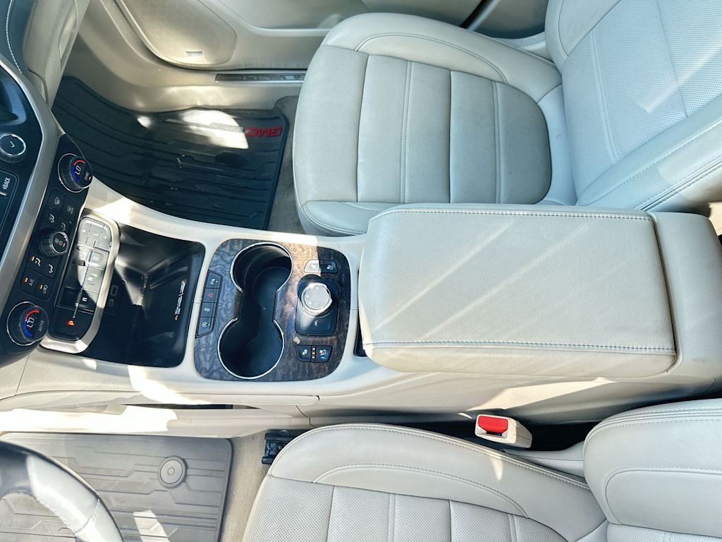 Thumbnail: 2021 GMC Acadia - 21