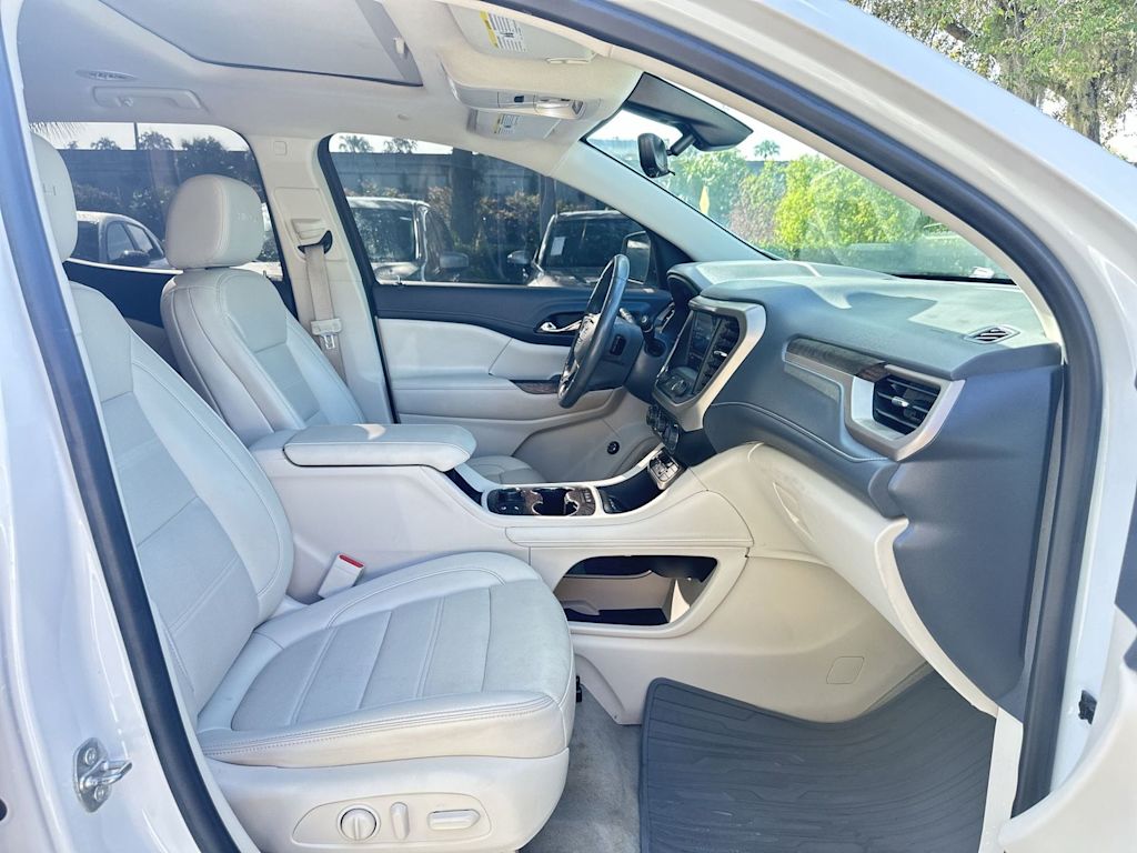 Thumbnail: 2021 GMC Acadia - 10