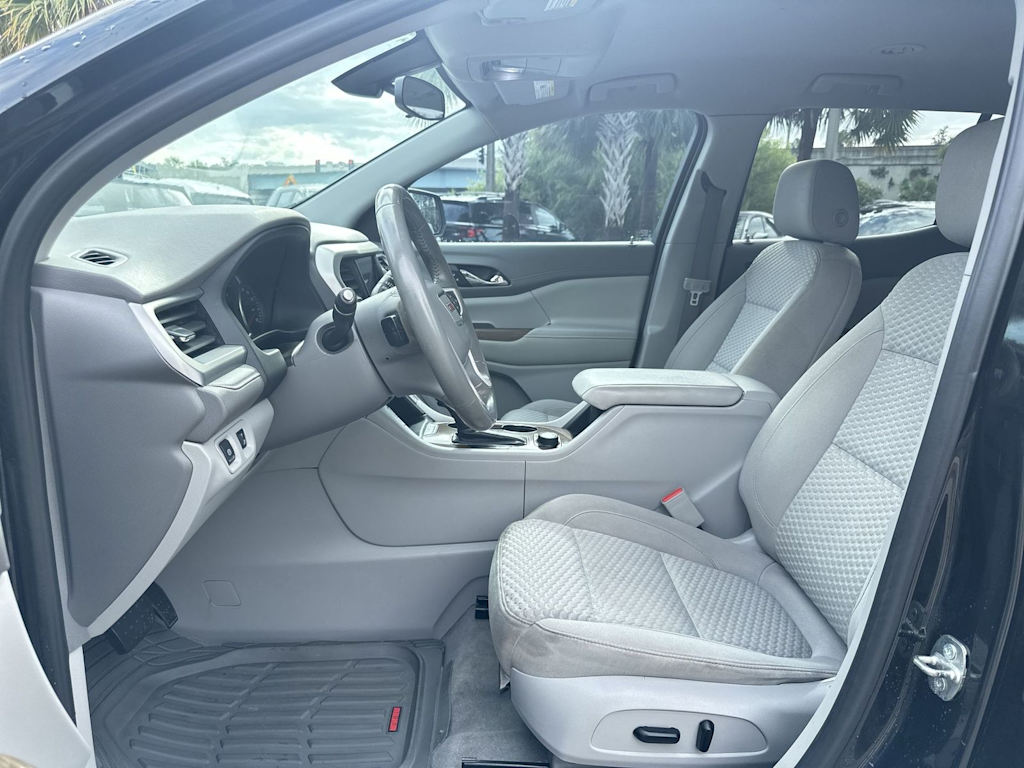 Thumbnail: 2019 GMC Acadia - 10