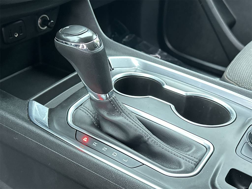 Thumbnail: 2020 Chevrolet Traverse - 21